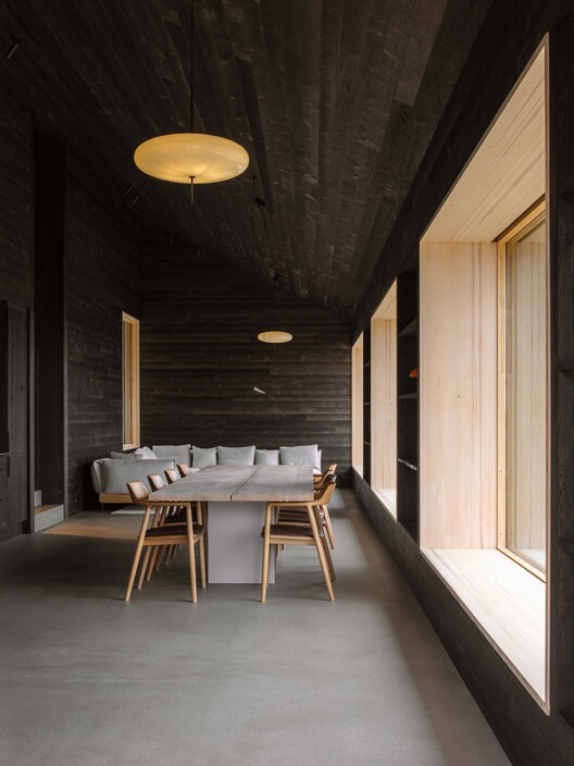 Cabin Budor / R21 Arkitekter Cabin Budor / R21 Arkitekter - Interior Photography, Dining room, Wood