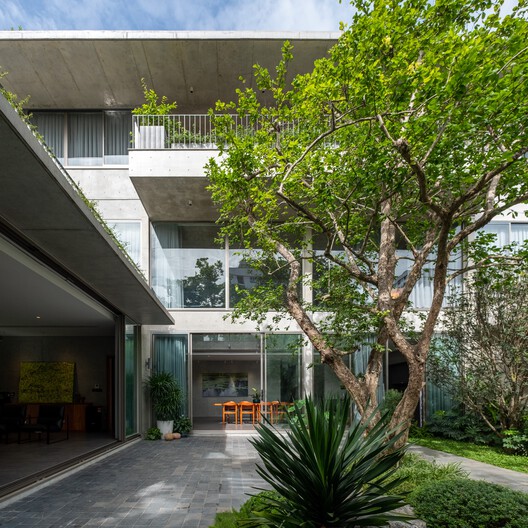 House Q / HGAA House Q / HGAA - Exterior Photography, Balcony, Courtyard