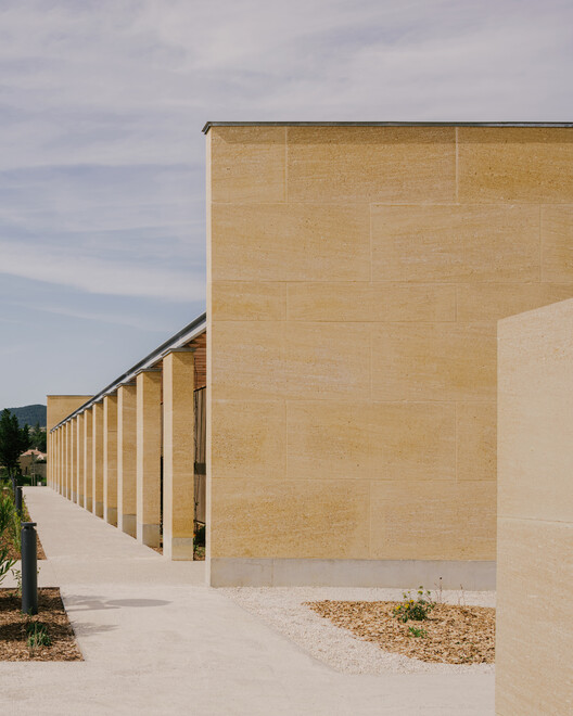 Cultural Center in Vaison-la-Romaine / Tectoniques - Exterior Photography, Concrete