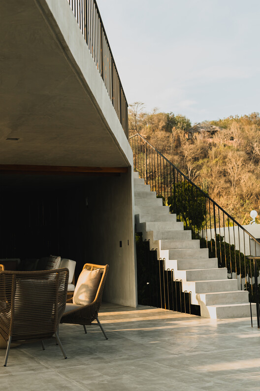 Casa Nova / TAC Taller Alberto Calleja Casa Nova / TAC Taller Alberto Calleja - Exterior Photography, Stairs, Handrail