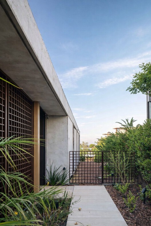 Casa HIKARI / Estudio PK Casa HIKARI / Estudio PK - Fotografía exterior, Concreto