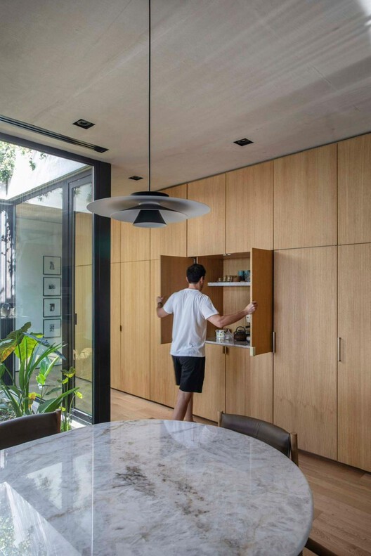 Casa HIKARI / Estudio PK Casa HIKARI / Estudio PK - Fotografía interior, Madera, Vidrio, Encimera