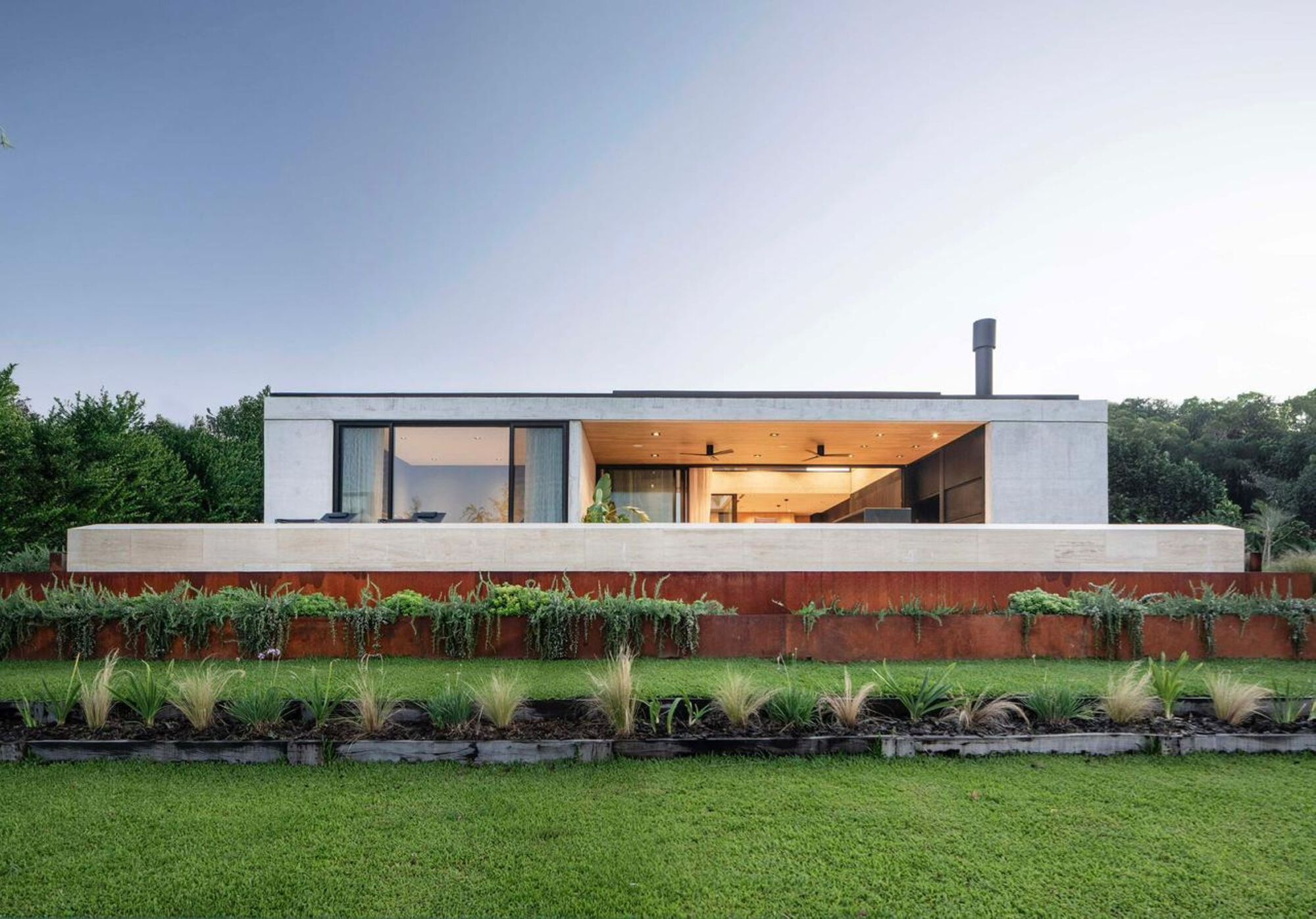 HIKARI House / Estudio PK