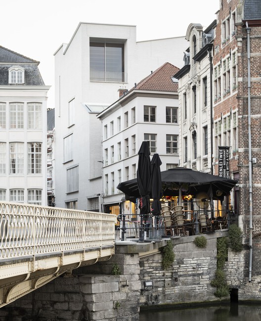 Design Museum Gent Reopens with New Wing by Carmody Groarke and ATAMA Design Museum Gent Reopens with New Wing by Carmody Groarke and ATAMA - Image 19 of 21
