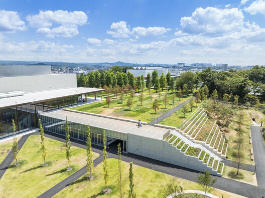 Museu da Cidade de Toyota / Shigeru Ban Architects Museu da Cidade de Toyota / Shigeru Ban Architects - Imagem 6 de 13