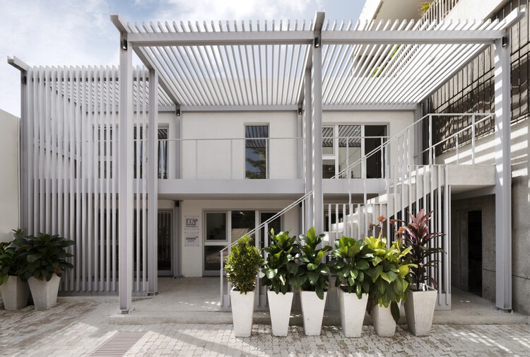 ITA - Italian Trade Agency Dakar / MOST Monti Studio - Exterior Photography, Extension, Courtyard, Balcony