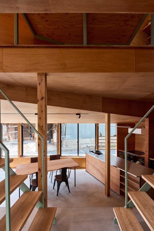 House in Mibu / Tato Architects House in Mibu / Tato Architects - Interior Photography, Wood, Beam, Stairs, Handrail