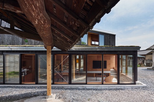 House in Mibu / Tato Architects House in Mibu / Tato Architects - Interior Photography, Wood, Door