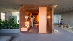 Middle Envelope Apartment / CROSSARCHITECTURE / Mehrdad Makaremi