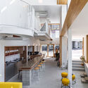 El estudio fotográfico como infraestructura local / ArchTank - Fotografía interior, Interiores De Cafeterías, Cocina