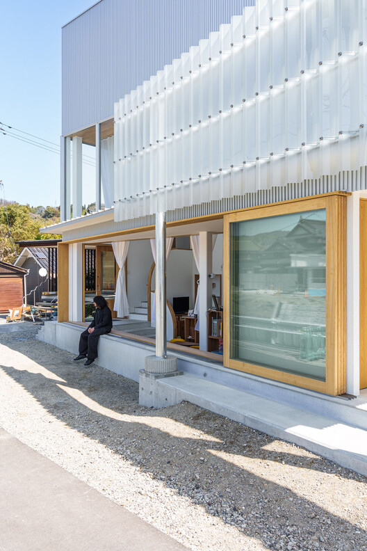 Photography Studio as Local Infrastructure / ArchTank - Exterior Photography