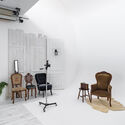 El estudio fotográfico como infraestructura local / ArchTank - Fotografía interior, Interiores De Cafeterías, Sillas, Iluminación