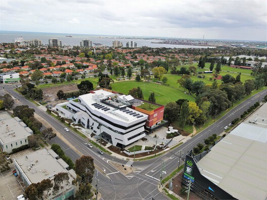 Port Melbourne Secondary College / Billard Leece Partnership Port Melbourne Secondary College / Billard Leece Partnership - Exterior Photography