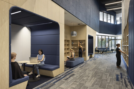 Port Melbourne Secondary College / Billard Leece Partnership Port Melbourne Secondary College / Billard Leece Partnership - Interior Photography, Shelving, Chair