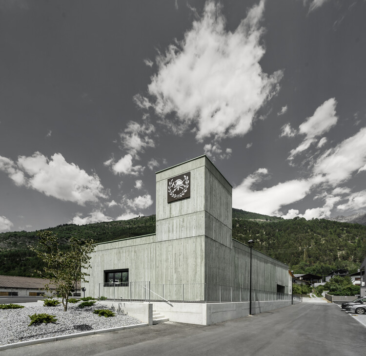 Civil Protection Centre / Roland Baldi Architects - More Images