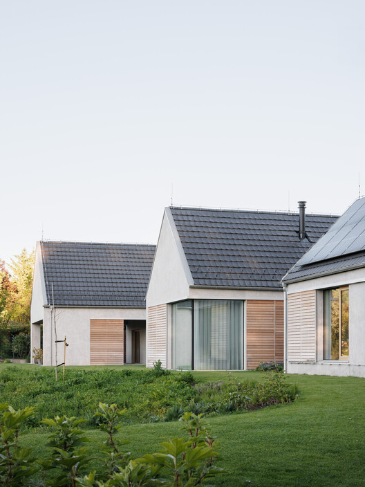 House by the Vineyard / ARCHITEKTI mikulaj & mikulajova - Exterior Photography