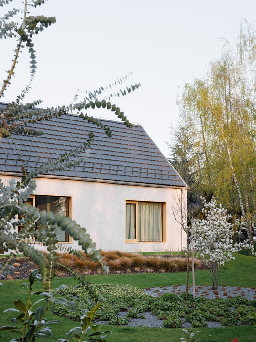 House by the Vineyard / ARCHITEKTI mikulaj & mikulajova - Exterior Photography, Garden