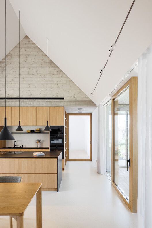 House by the Vineyard / ARCHITEKTI mikulaj & mikulajova - Image 4 of 35