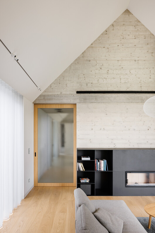 House by the Vineyard / ARCHITEKTI mikulaj & mikulajova - Interior Photography
