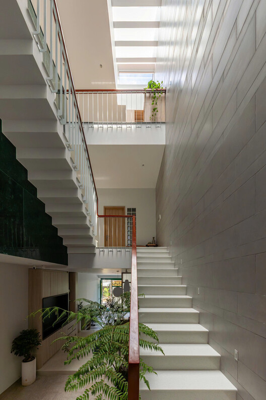 Calm Haven House / ADA Design & Build Calm Haven House / ADA Design & Build - Interior Photography, Stairs, Wood, Handrail