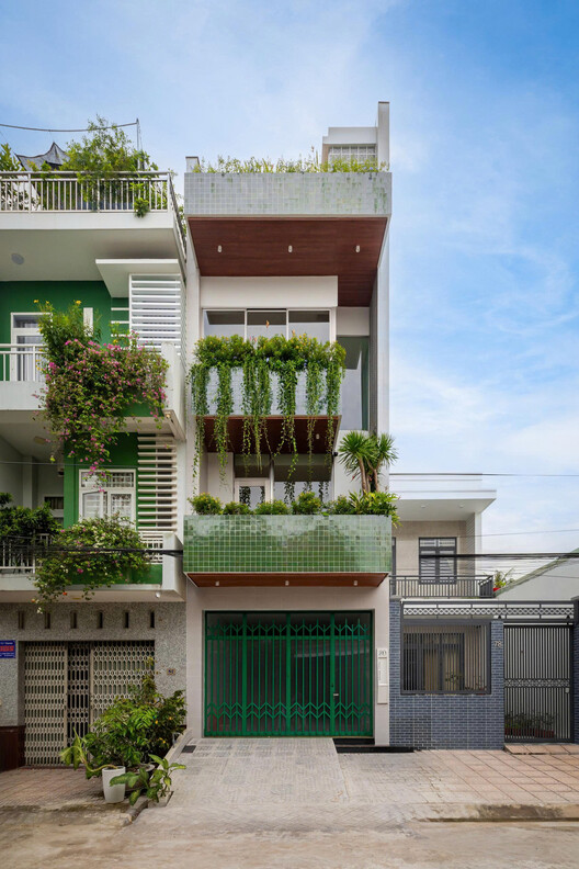 Calm Haven House / ADA Design & Build - Houses