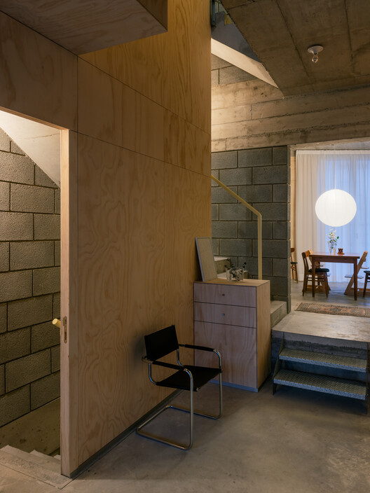 Casa Iriarte / SOCO Casa Iriarte / SOCO - Fotografia de Interiores, Madeira, Iluminação, Cadeira