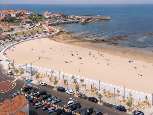 Passeio Marítimo de Comillas / Hector Navarro + ARKHITEKTON - Fotografia de Exterior, Costa