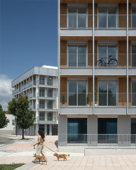 4 Social Housing Buildings in Valdecorvos, Pontevedra / Díaz y Díaz Arquitectos - Exterior Photography, Balcony