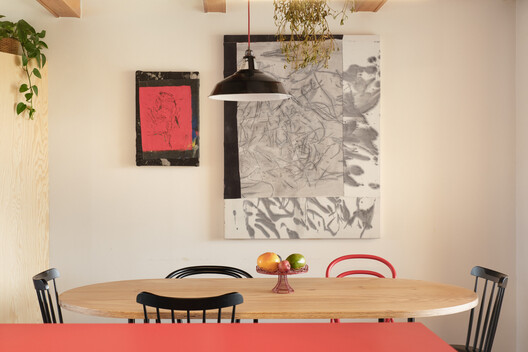 House With a Red Addition / Facha architekti House With a Red Addition / Facha architekti - Interior Photography, Dining room, Table, Wood, Chair, Lighting