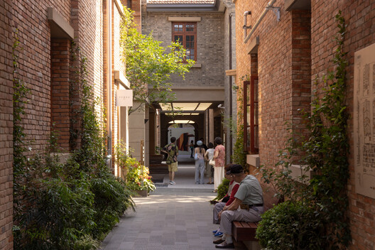 Yanqing Li Commercial Renovation / Mix Architecture - Exterior Photography, Brick, Courtyard