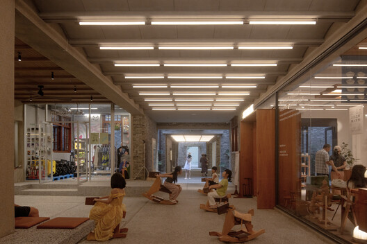 Yanqing Li Commercial Renovation / Mix Architecture - Interior Photography, Wood, Lighting, Glass