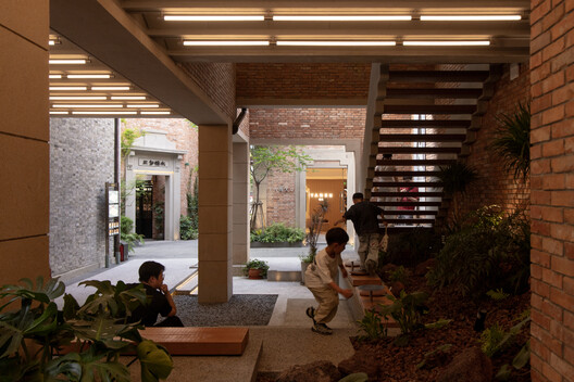 Yanqing Li Commercial Renovation / Mix Architecture - Interior Photography, Wood, Brick, Courtyard
