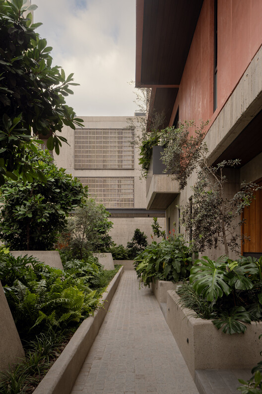 ZAYMA Residential Development / 0studio Arquitectura ZAYMA Residential Development / 0studio Arquitectura - Image 17 of 39