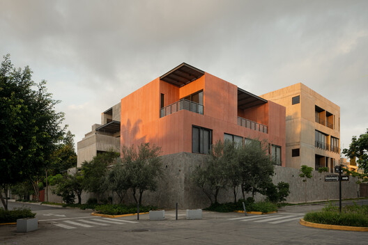 ZAYMA Residential Development / 0studio Arquitectura ZAYMA Residential Development / 0studio Arquitectura - Exterior Photography, Facade, Concrete