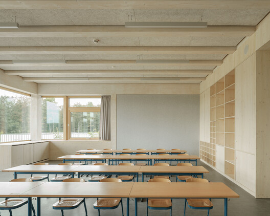 Wilnsdorf Primary School and Sports Hall / BUERO BB Wilnsdorf Primary School and Sports Hall / BUERO BB - Interior Photography, Dining room, Wood