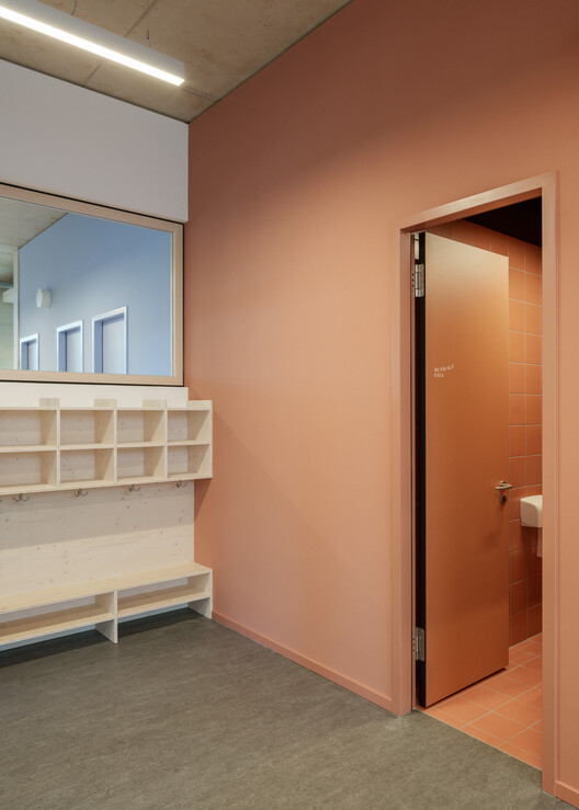 Wilnsdorf Primary School and Sports Hall / BUERO BB Wilnsdorf Primary School and Sports Hall / BUERO BB - Interior Photography, Wood