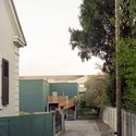 Two Multi-Family Housing Units / Aplomb - Houses
