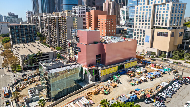 Frank Gehry’s New Colburn School Concert Hall to Open on September 25, 2027 - Image 2 of 19