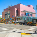 Frank Gehry’s New Colburn School Concert Hall to Open on September 25, 2027 - Image 4 of 4