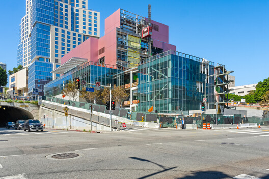 Frank Gehry’s New Colburn School Concert Hall to Open on September 25, 2027 Frank Gehry’s New Colburn School Concert Hall to Open on September 25, 2027 - Image 4 of 19