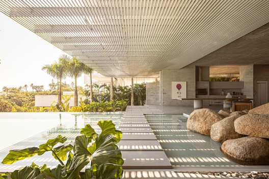 Building the View: 4 Brazilian Houses Framing the Sea Building the View: 4 Brazilian Houses Framing the Sea - Image 11 of 23