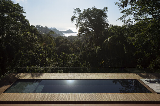 Building the View: 4 Brazilian Houses Framing the Sea Building the View: 4 Brazilian Houses Framing the Sea - Image 18 of 23
