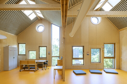 Childcare Centre Mowgli / Natrufied Architecture Childcare Centre Mowgli / Natrufied Architecture - Interior Photography, Dining room, Wood
