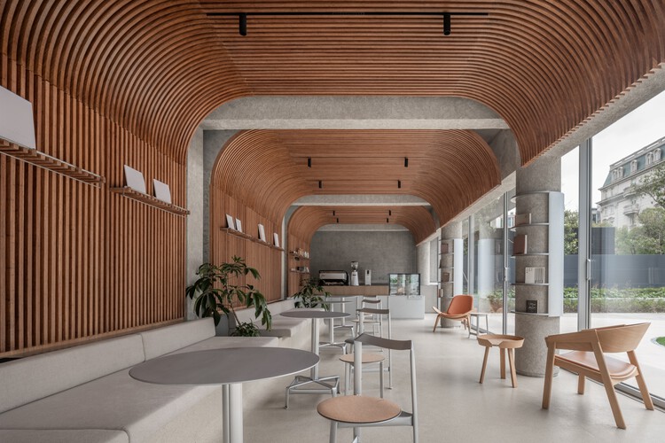 The Nimbus - uBLOCK Healthcare Hospitality Lounge / LUKSTUDIO - Interior Photography, Wellness Interiors, Kitchen, Chair