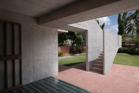 Monastic Field House / ROOMOOR - Image 20 of 50