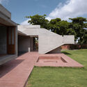 Monastic Field House / ROOMOOR - Houses
