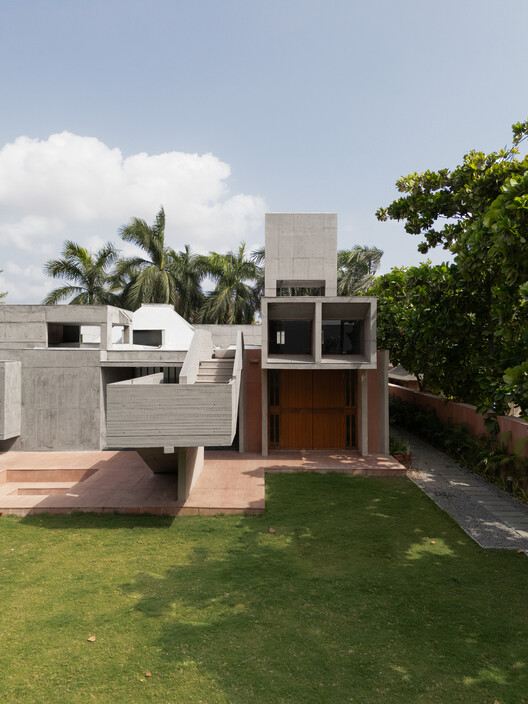 Monastic Field House / ROOMOOR - Image 13 of 50