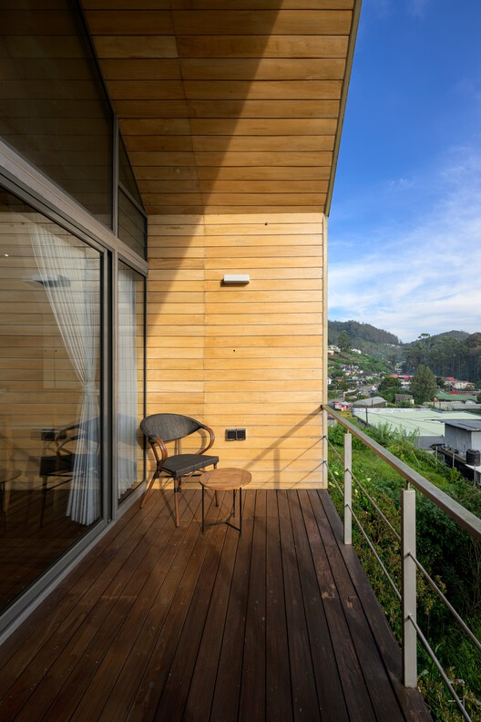 Azenya Villas / KWCA - Kosala Weerasekara Chartered Architects - Exterior Photography, Wood, Deck, Balcony