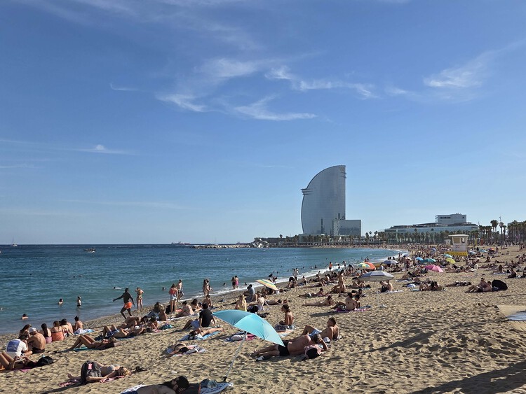Transformando a orla marítima de Barcelona: uma história de renovação urbana - Imagem 2 de 7