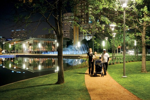 Architecture Between Land and Water: Design Lessons from the Bayou Architecture Between Land and Water: Design Lessons from the Bayou - Image 49 of 66